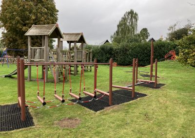 Steel Trim Trail Timber Trim Trail Play Equipment