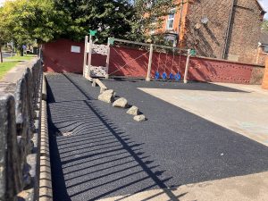 Soft Surfacing Wetpour Safety Surfacing Trim Trail Surfacing School